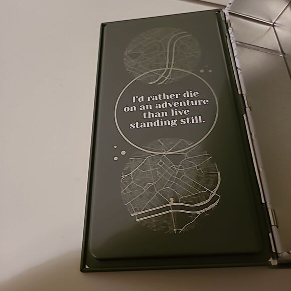 Tin Box  - Picture 7 of 8